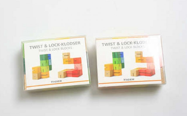 Tiger Twist and Lock wooden blocks