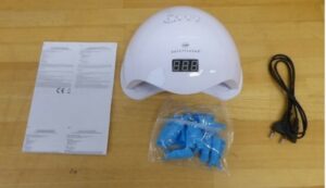 Image Shows BEAUTYLUSHH UV nail lamp